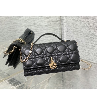 Dior My Dior mini bag 21 x 11.5 x 4.5 cm