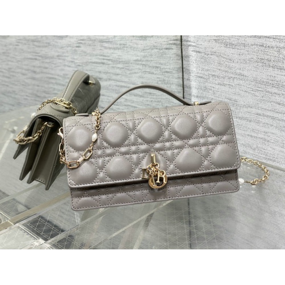 Dior My Dior mini bag 21 x 11.5 x 4.5 cm Bags