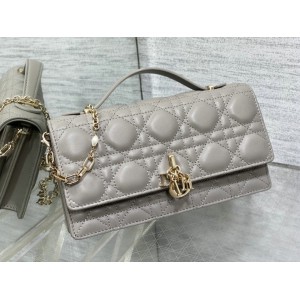Dior My Dior mini bag 21 x 11.5 x 4.5 cm Bags