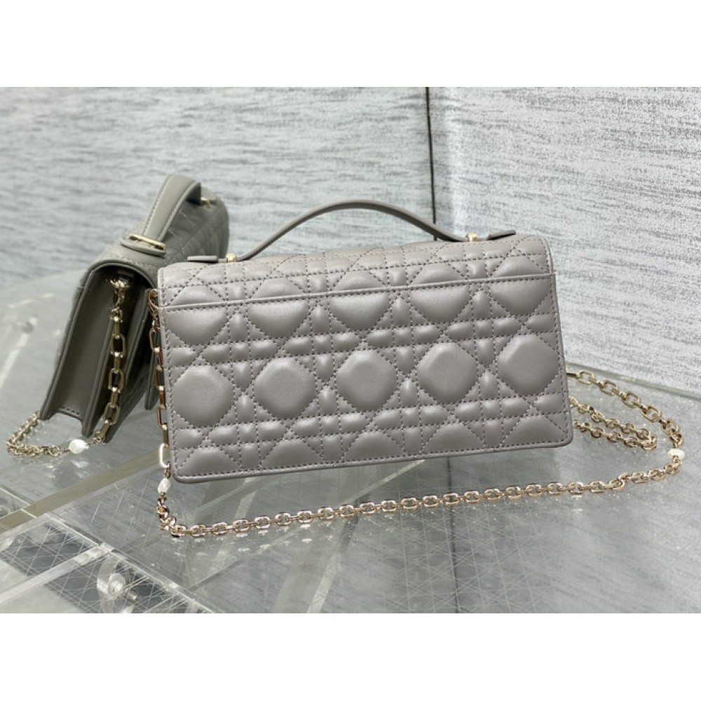 Dior My Dior mini bag 21 x 11.5 x 4.5 cm Bags