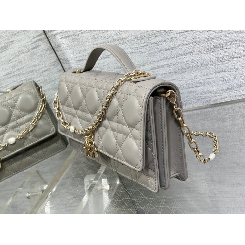Dior My Dior mini bag 21 x 11.5 x 4.5 cm Bags