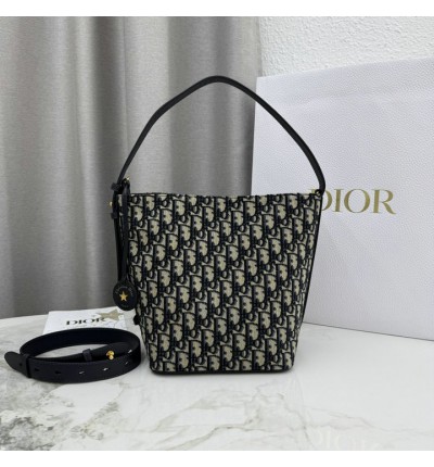 Dior Small Diorstar Bucket Bag 