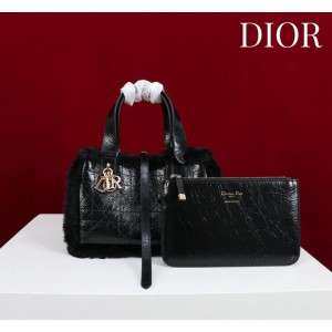 Dior Toujours shearling 23 x 15 x 15cm Bags