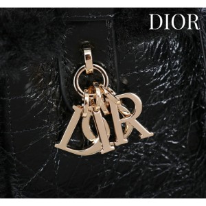 Dior Toujours shearling 23 x 15 x 15cm Bags
