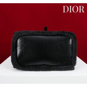 Dior Toujours shearling 28.5 x 21.5 x 17cm Bags