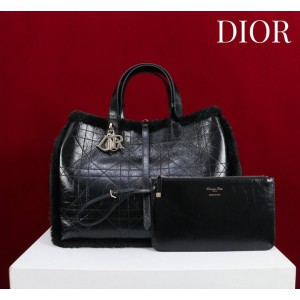 Dior Toujours shearling 37x27x21cm Bags