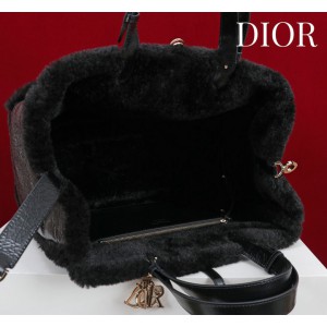 Dior Toujours shearling 37x27x21cm Bags