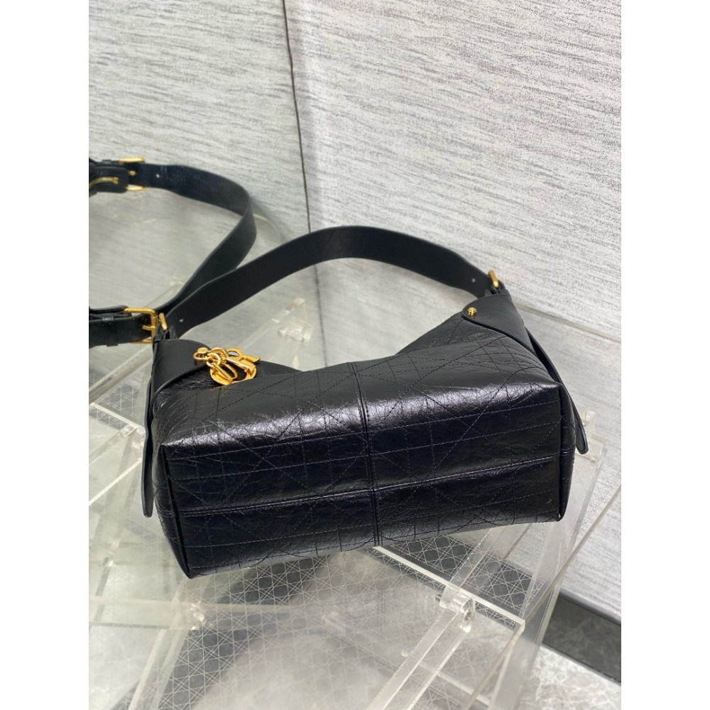 Dior Voyage Flat Macrocannage Grained Calfskin Bags