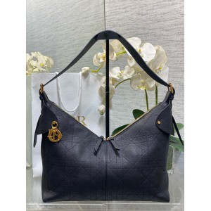 Dior Voyage Flat Macrocannage Grained Calfskin Bags