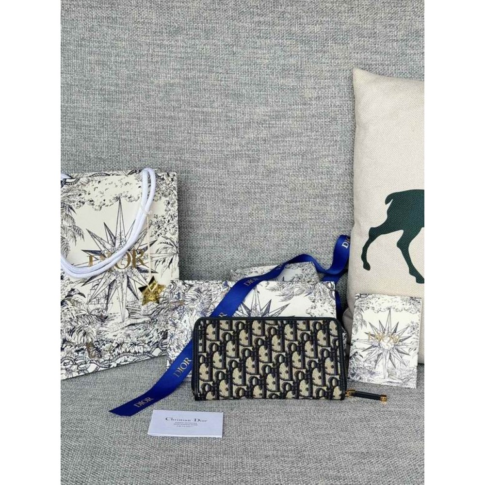 Dior montaigne wallet zipped 20x11cm  Accesories