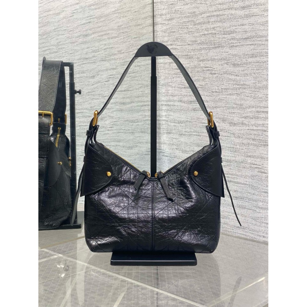 Dior Voyage Flat Macrocannage Grained Calfskin Bags