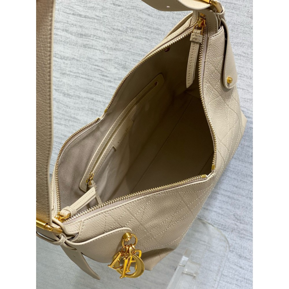 Dior Voyage Flat Macrocannage Grained Calfskin Bags