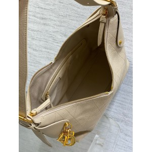 Dior Voyage Flat Macrocannage Grained Calfskin Bags