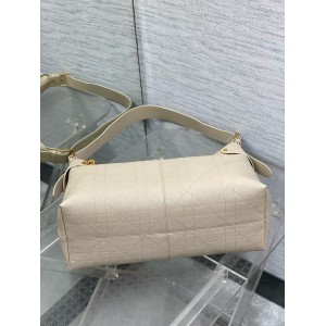 Dior Voyage Flat Macrocannage Grained Calfskin Bags