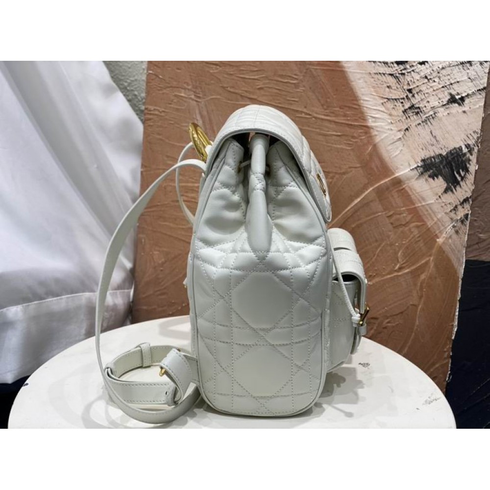 Dior caro backpack 23x27x12.5cm  Bags