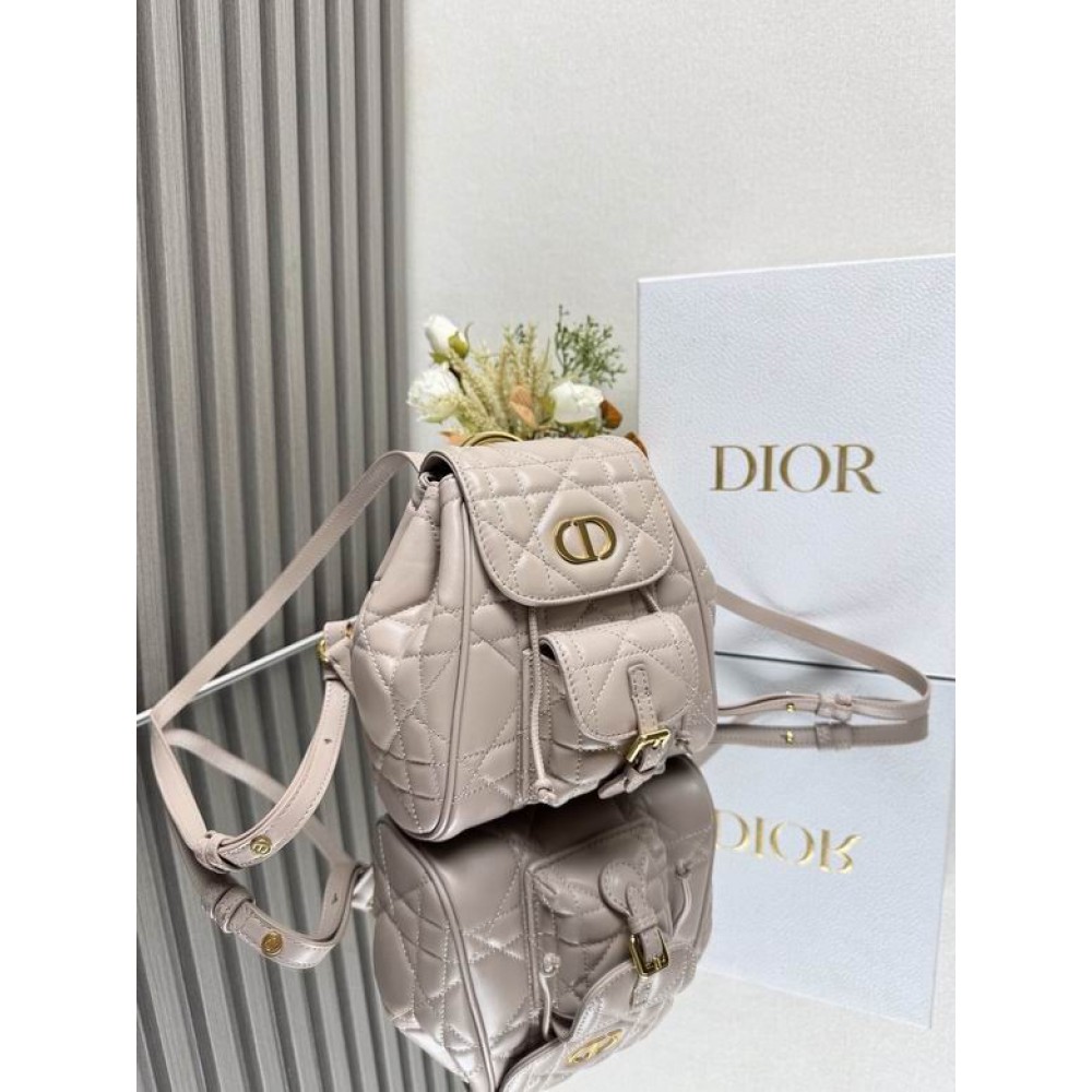 Dior caro backpack 23x27x12.5cm  Bags