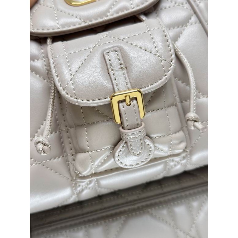 Dior caro backpack 23x27x12.5cm  Bags