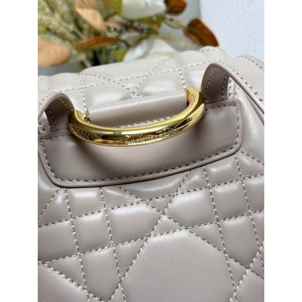 Dior caro backpack 23x27x12.5cm  Bags