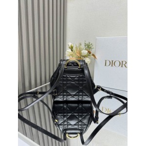 Dior caro backpack 23x27x12.5cm  Bags