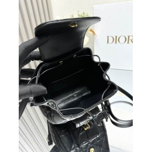 Dior caro backpack 23x27x12.5cm  Bags