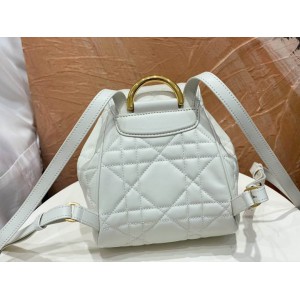Dior caro backpack 23x27x12.5cm  Bags