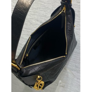 Dior Voyage Flat Macrocannage Grained Calfskin Bags