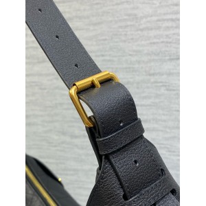 Dior Voyage Flat Macrocannage Grained Calfskin Bags