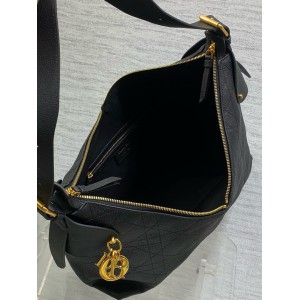 Dior Voyage Flat Macrocannage Grained Calfskin Bags