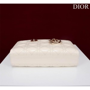 Dior Small Lady D-Joy Bag patent Lambskin 22 x 12 x 6 cm
