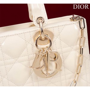 Dior Small Lady D-Joy Bag patent Lambskin 22 x 12 x 6 cm