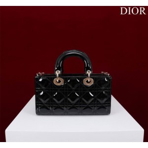 Dior Small Lady D-Joy Bag patent Lambskin 22 x 12 x 6 cm