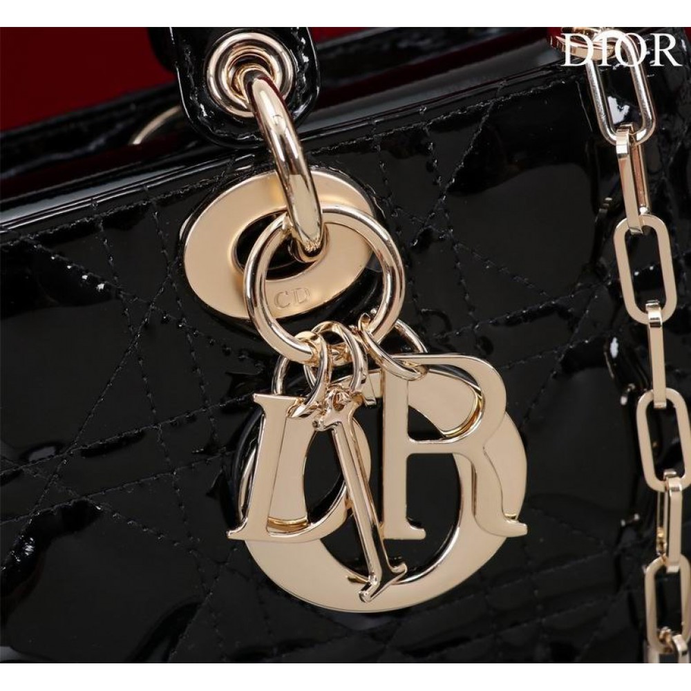 Dior Small Lady D-Joy Bag patent Lambskin 22 x 12 x 6 cm