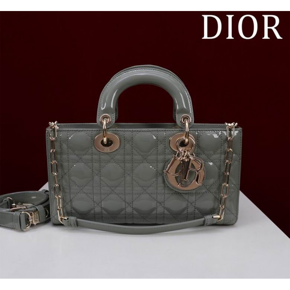 Dior Lady Medium D-Joy Bag patent Lambskin 26 x 13.5 x 5 cm