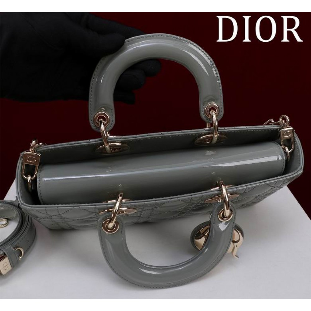 Dior Lady Medium D-Joy Bag patent Lambskin 26 x 13.5 x 5 cm