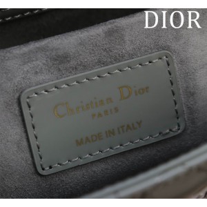 Dior Lady Medium D-Joy Bag patent Lambskin 26 x 13.5 x 5 cm