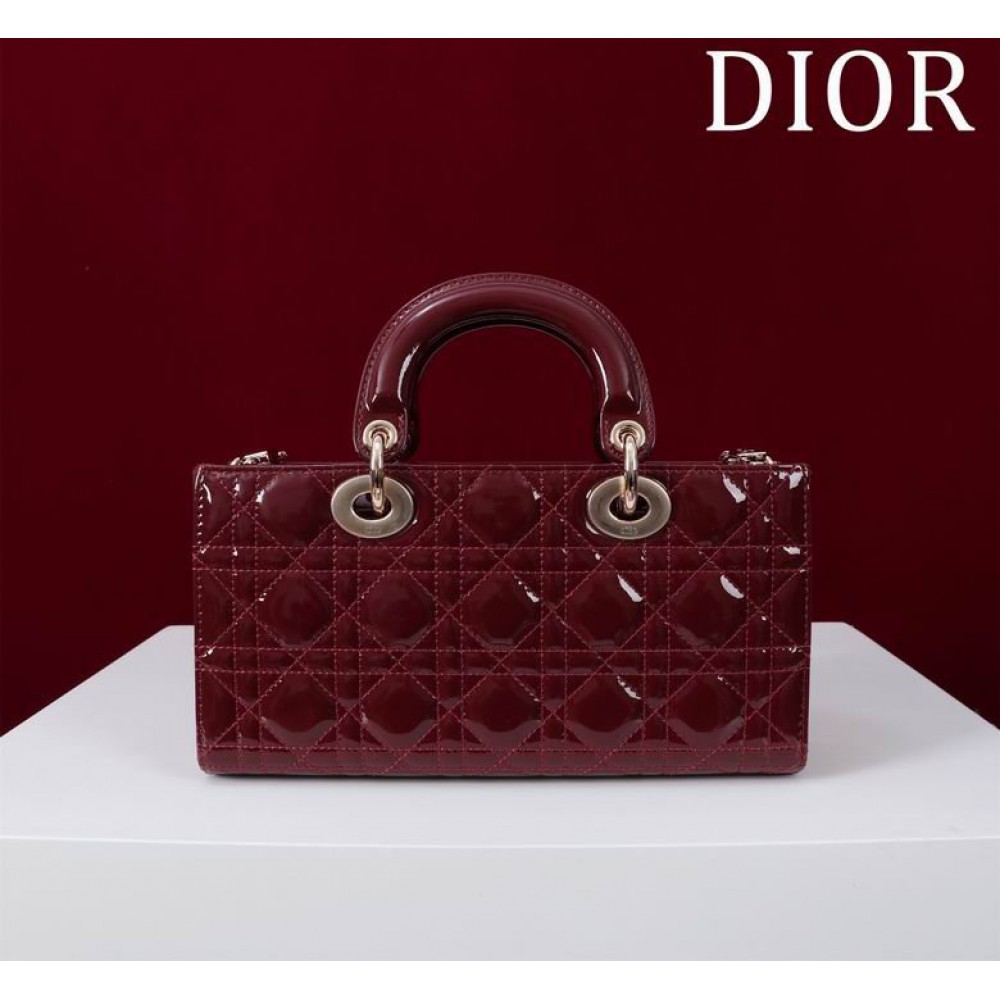 Dior Lady Medium D-Joy Bag patent Lambskin 26 x 13.5 x 5 cm