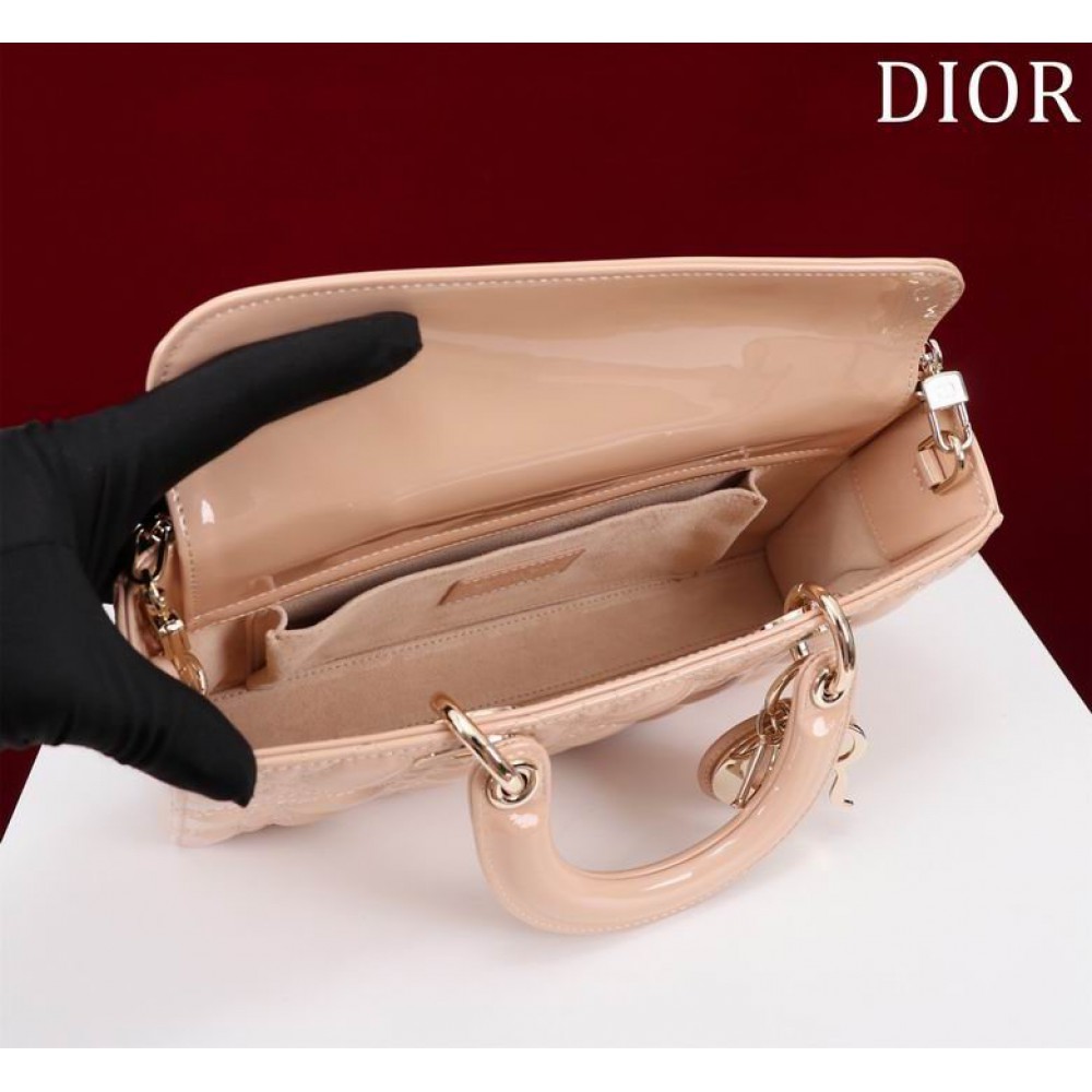 Dior Lady Medium D-Joy Bag patent Lambskin 26 x 13.5 x 5 cm
