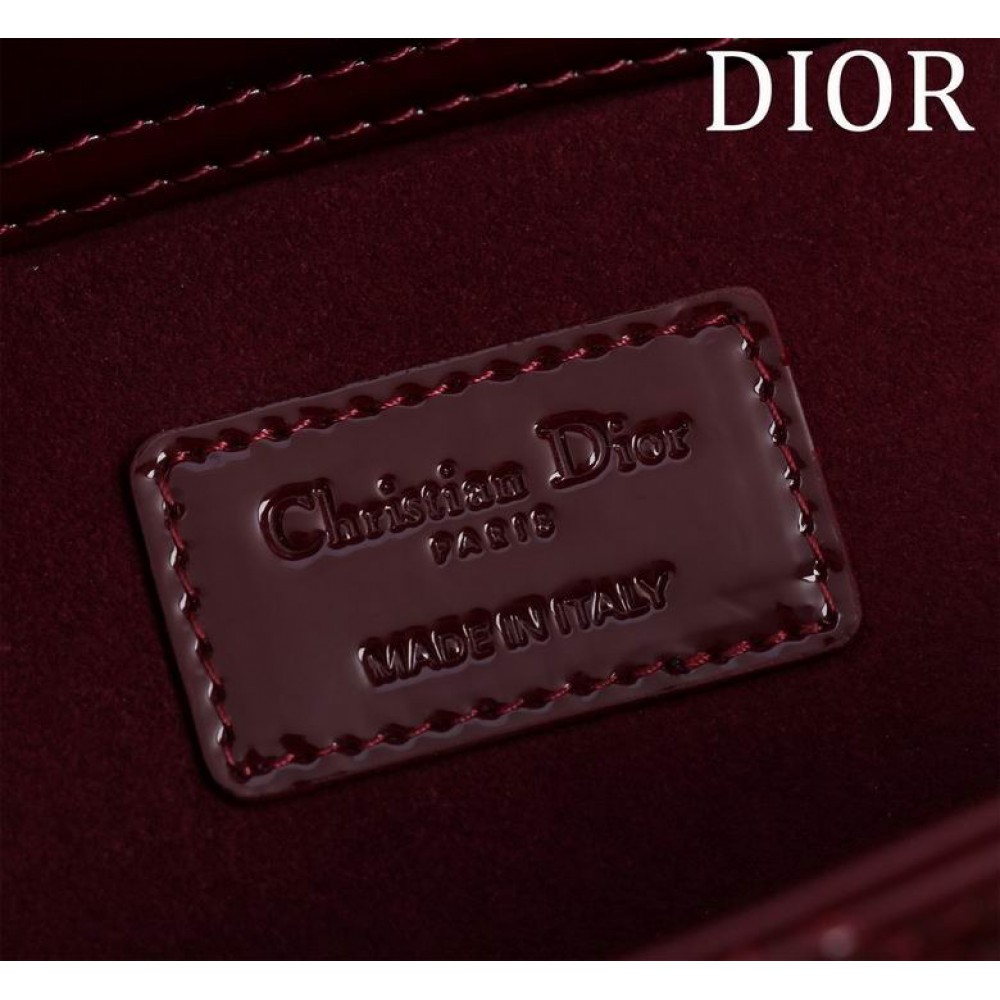 Dior Lady Medium D-Joy Bag patent Lambskin 26 x 13.5 x 5 cm