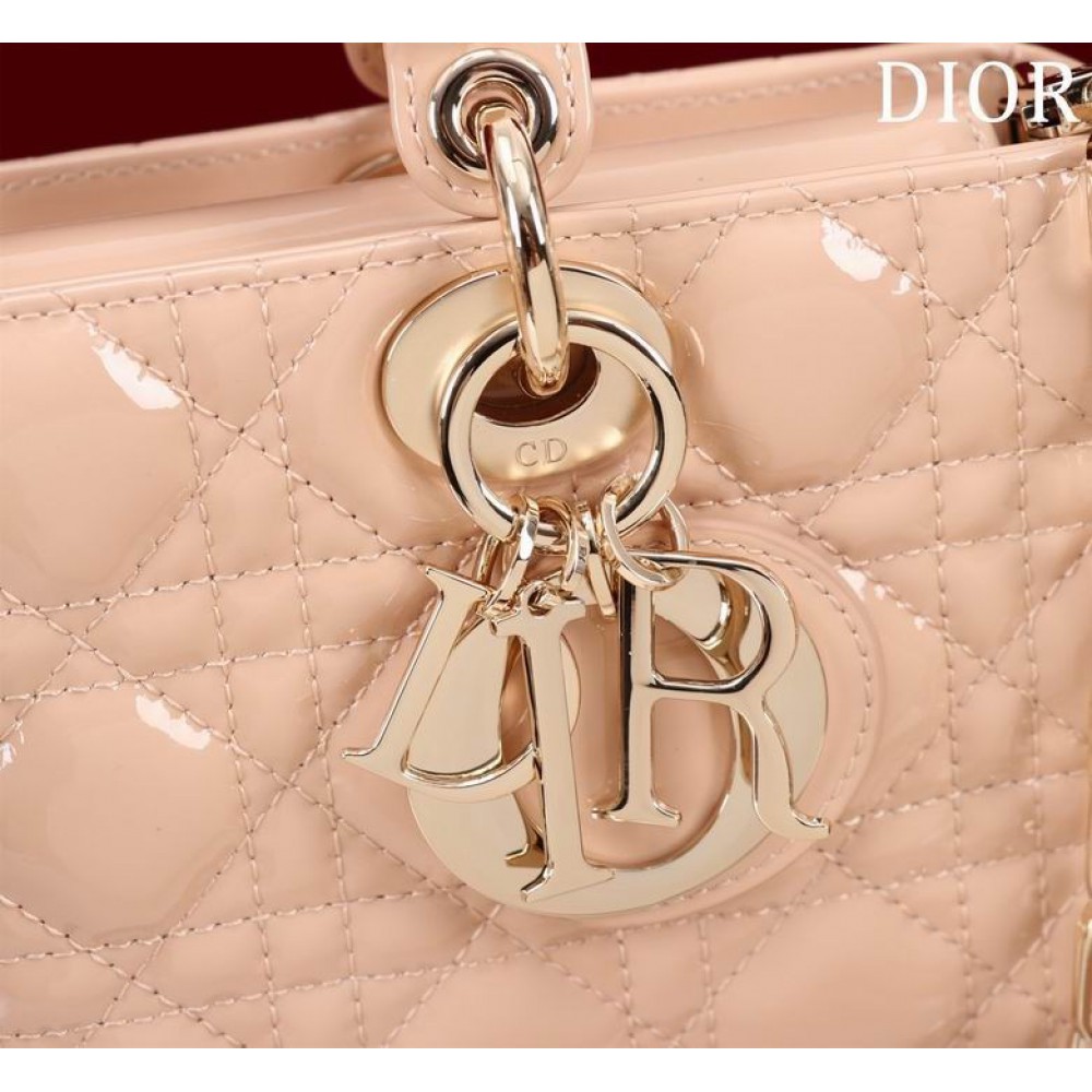 Dior Lady Medium D-Joy Bag patent Lambskin 26 x 13.5 x 5 cm