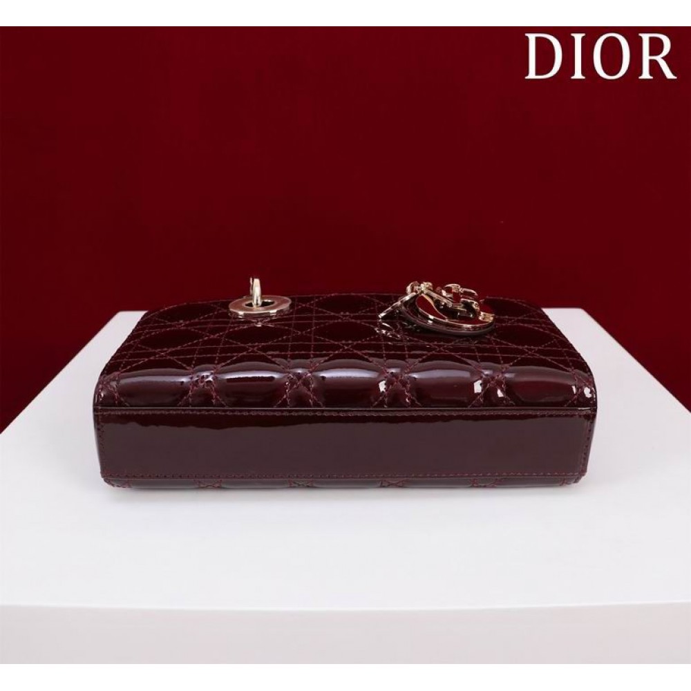 Dior Small Lady D-Joy Bag patent Lambskin 22 x 12 x 6 cm