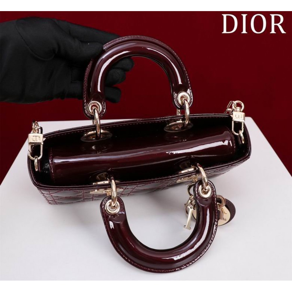 Dior Small Lady D-Joy Bag patent Lambskin 22 x 12 x 6 cm