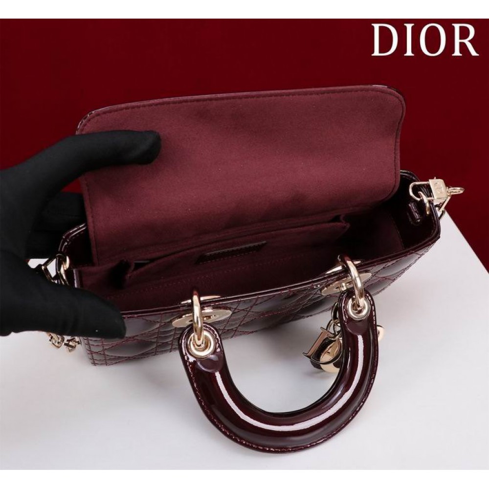 Dior Small Lady D-Joy Bag patent Lambskin 22 x 12 x 6 cm