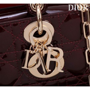 Dior Small Lady D-Joy Bag patent Lambskin 22 x 12 x 6 cm