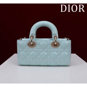 Dior Small Lady D-Joy Bag patent Lambskin 22 x 12 x 6 cm