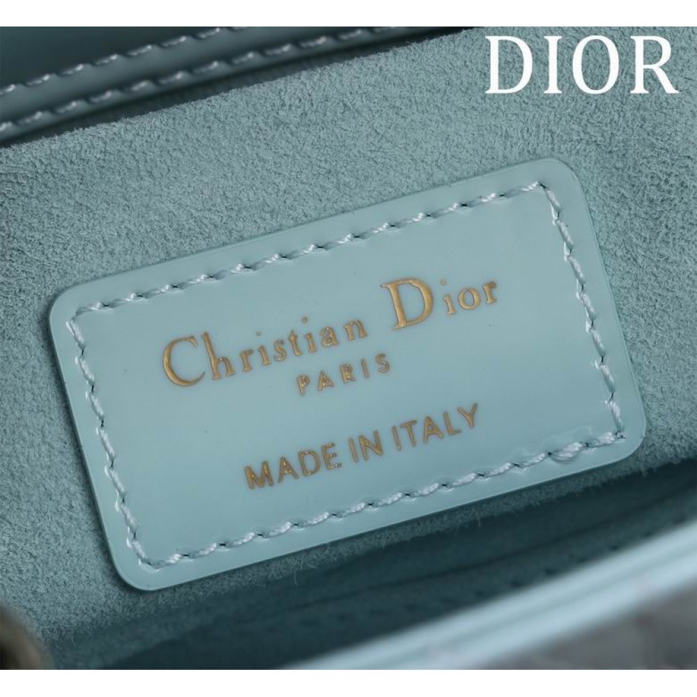 Dior Small Lady D-Joy Bag patent Lambskin 22 x 12 x 6 cm