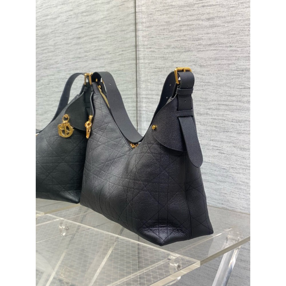 Dior Voyage Flat Macrocannage Grained Calfskin Bags