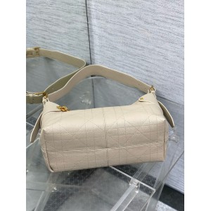 Dior Voyage Flat Macrocannage Grained Calfskin Bags