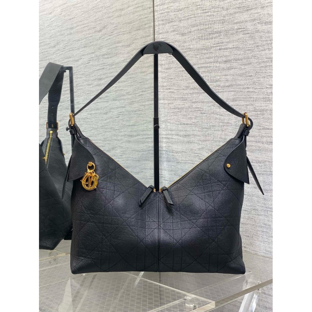 Dior Voyage Flat Macrocannage Grained Calfskin Bags