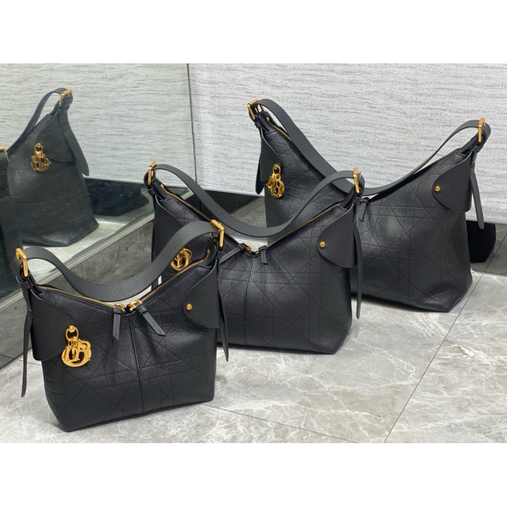 Dior Voyage Flat Macrocannage Grained Calfskin Bags