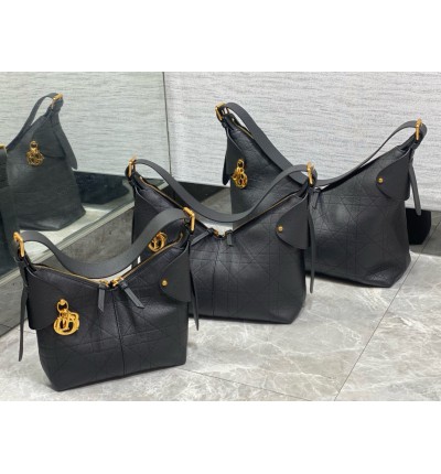 Dior Voyage Flat Macrocannage Grained Calfskin